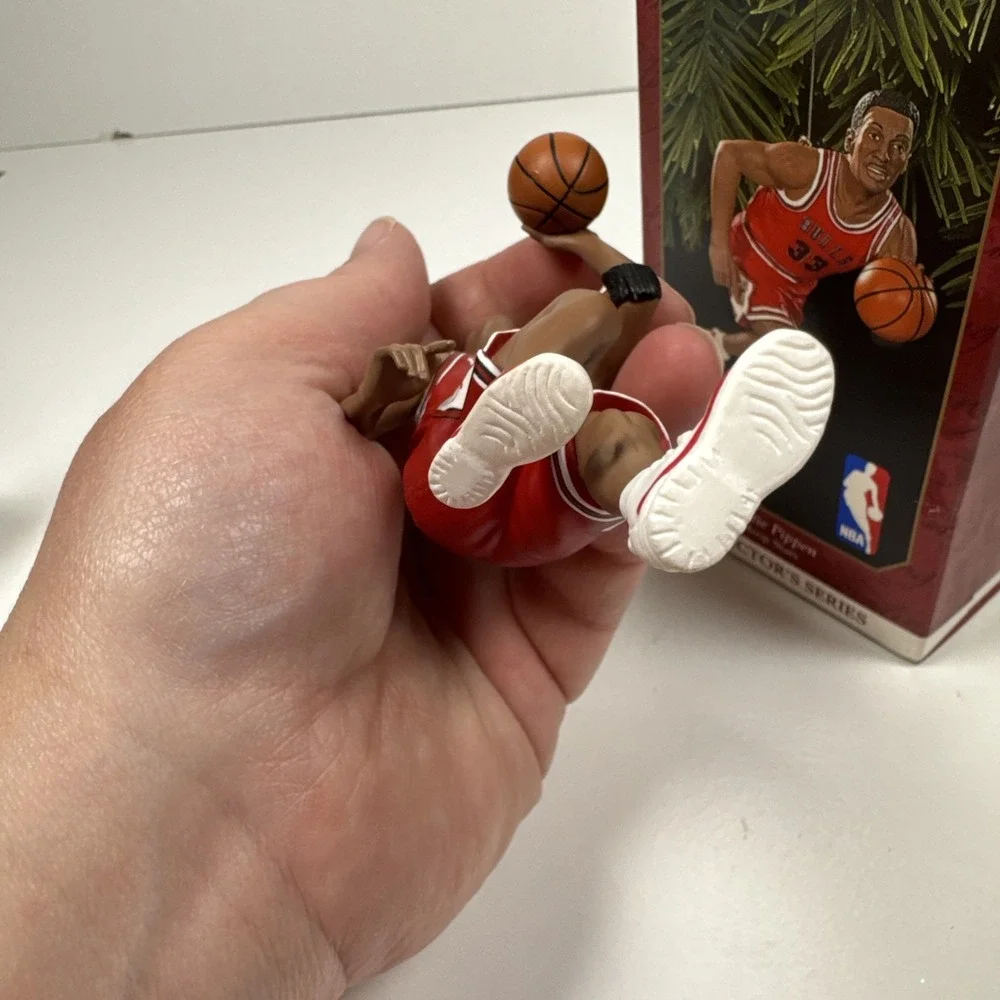 Hallmark Keepsake Christmas Ornament Scottie Pippen NBA Basketball Chicago Bulls